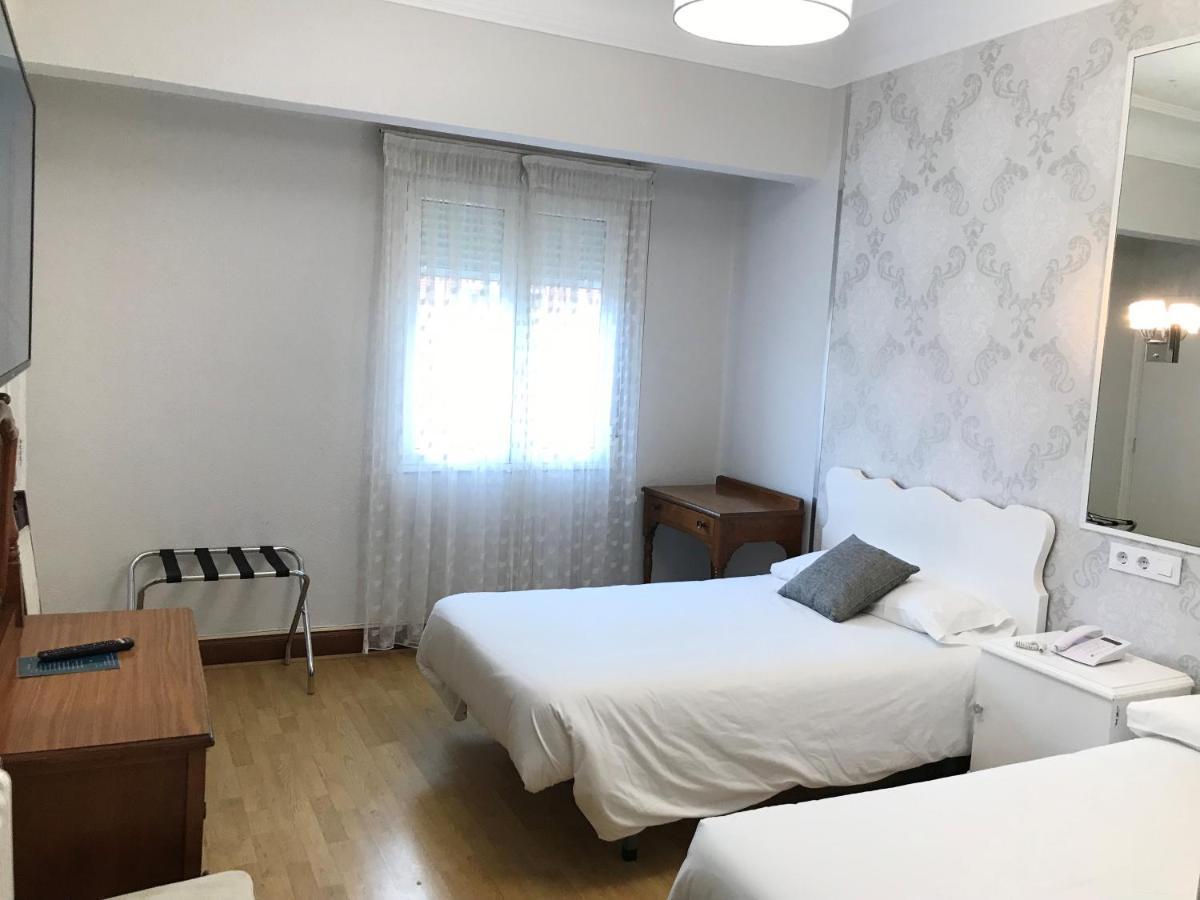Hostal La Mexicana Santander Buitenkant foto