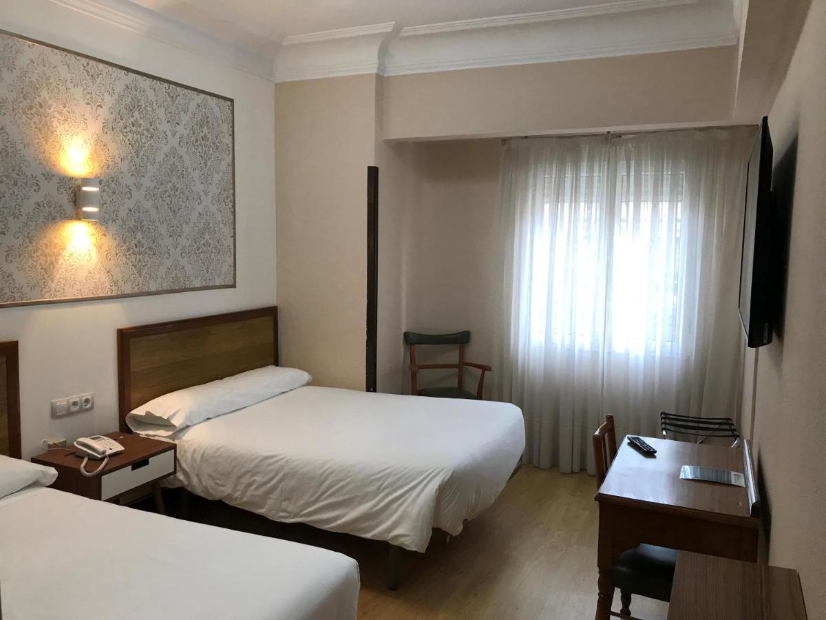 Hostal La Mexicana Santander Buitenkant foto