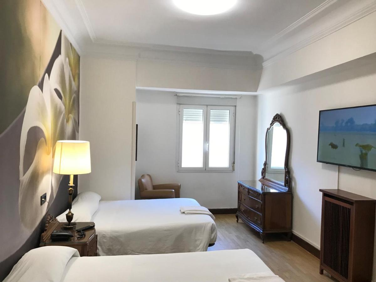 Hostal La Mexicana Santander Buitenkant foto